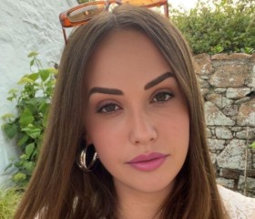Betty, 30, Washington D.C.