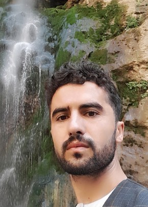 Ahmad, 18, جمهورئ اسلامئ افغانستان, میمنه