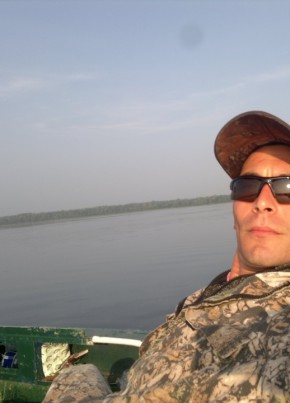 Анатолий, 49, Россия, Белоозёрский