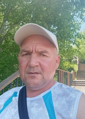 Дамир Хасанов из Казани 40 лет