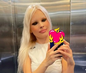 Angela, 27, Rishon LeZiyyon