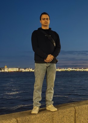 Михаил из Москвы 33 года