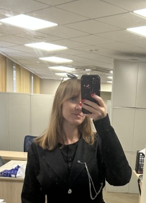 Оксана из Омска 40 лет