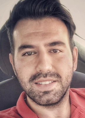 Özgün, 32, Türkiye Cumhuriyeti, Ankara