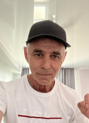 Андрей из Анапы 50 лет