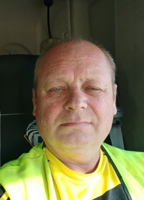 OLEKSANDR из Opole 55 лет