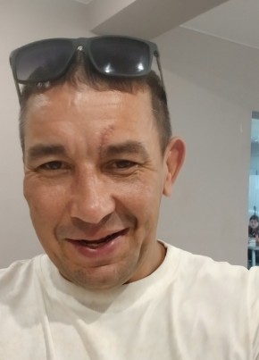 Алексей из Братска 44 года