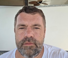 Andrey, 37, Saint Petersburg