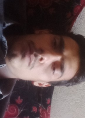 Mahdi, 24, Romania, București