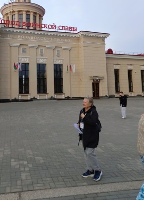 Александр