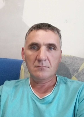 Александр из Находки 54 года