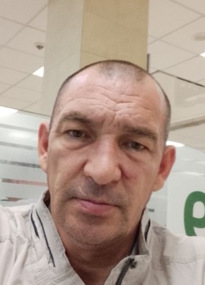 Богдан из Томска 46 лет