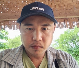 Moesatt, 35, Nay Pyi Taw