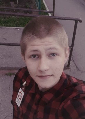 Владимир, 19, Россия, Курск