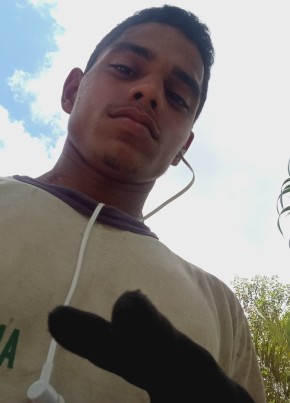 Davi Lima из Manáos 18 лет