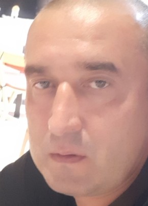 Юра из Горишние Плавни 44 года