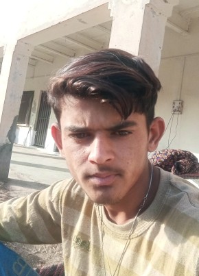 Muzammil Hussain, 18, پاکستان, لاہور