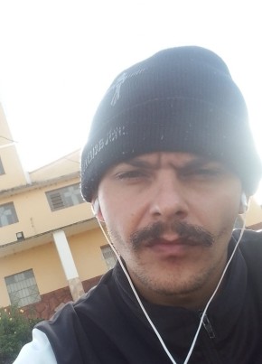 Daniel rei delas из Conselheiro Lafaiete 30 лет