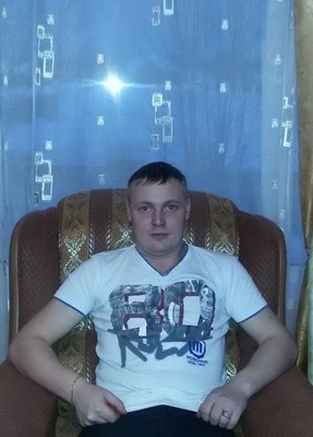 Олег, 32, Россия, Усинск