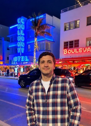 Burak из İstanbul 33 года