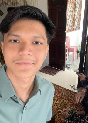 Fan, 19, Malaysia, Kota Bharu