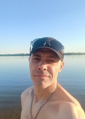 Олег, 46, Україна, Камянське