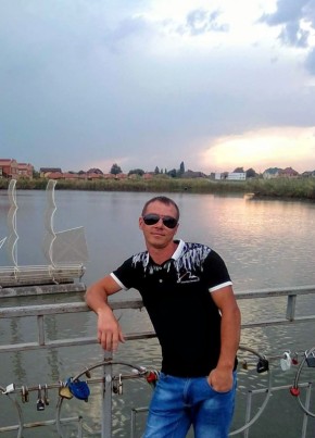 Макс, 35, Россия, Лянтор
