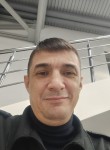 Evgeniy Khlyupin, 48, Tyumen