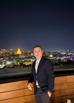 Goksel из İstanbul 44 года