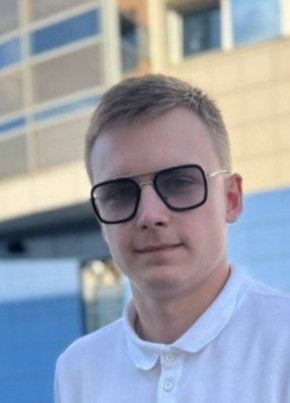 Игорь из Барнаула 23 года