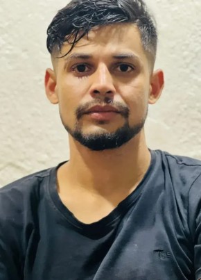 Keshab из Bharatpur 22 года