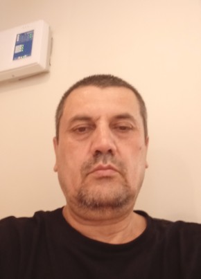Вали из Махачкалы 35 лет