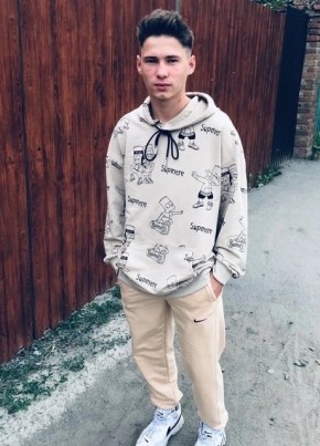 Кирилл, 19, Россия, Вешенская