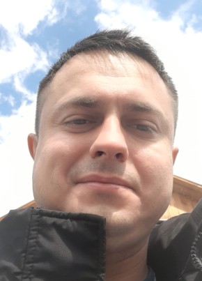 Иван из Черногорска 38 лет