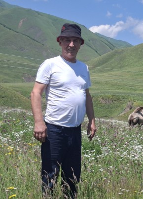 Рамис из Касумкента 54 года