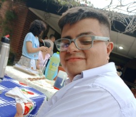 Andres, 23, San Miguel de Tucuman
