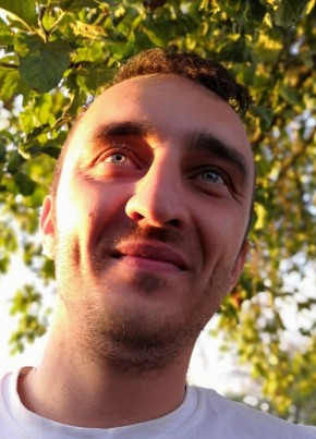 Антон, 35, Россия, Белгород