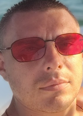 Александр из Керчи 32 года