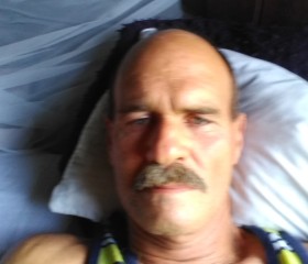Ezequiel Guzmán, 54, Sagua la Grande
