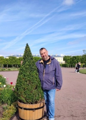 Андрей из Петергофа 53 года