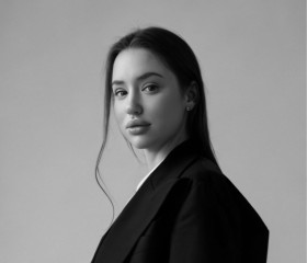 Saniyat, 24, Moscow