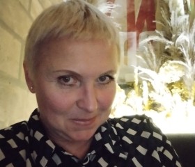 Zina, 54, Munich