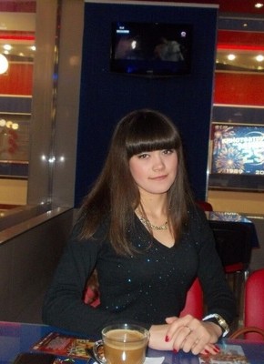 Елена, 29, Россия, Мостовской
