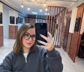 Regina, 28, Saint Petersburg