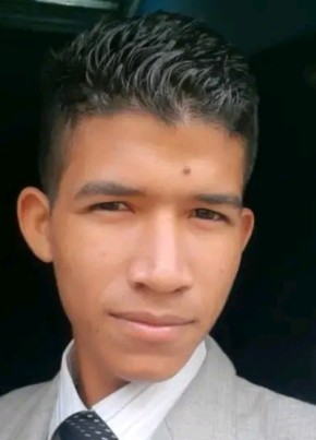 Leonardo, 20, Venezuela, Santa Elena de Uairen