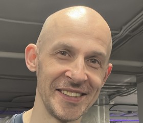 Aleksandr, 46, Moscow