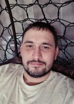 Артур из Челябинска 39 лет
