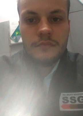 Andrei, 25, Romania, Cluj-Napoca
