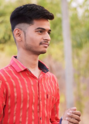 Ramesh, 18, India, Mumbai