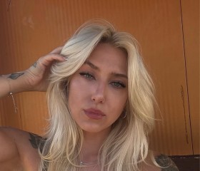 Kristina, 26, Prague